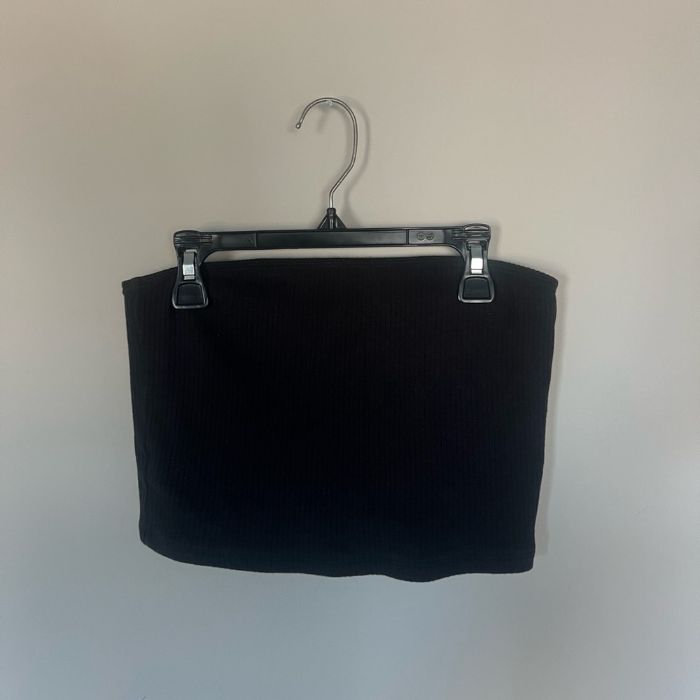 Hollister | Closet Basics | Perfect Black Tube Top | Staple Trendy | Crop Knit
